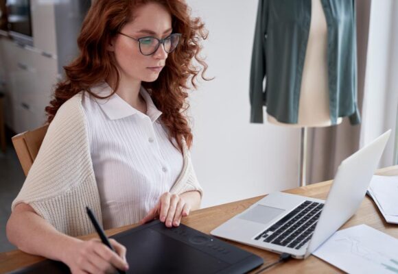 Airbnb Adds Fancier Rental Options and Loyalty Program